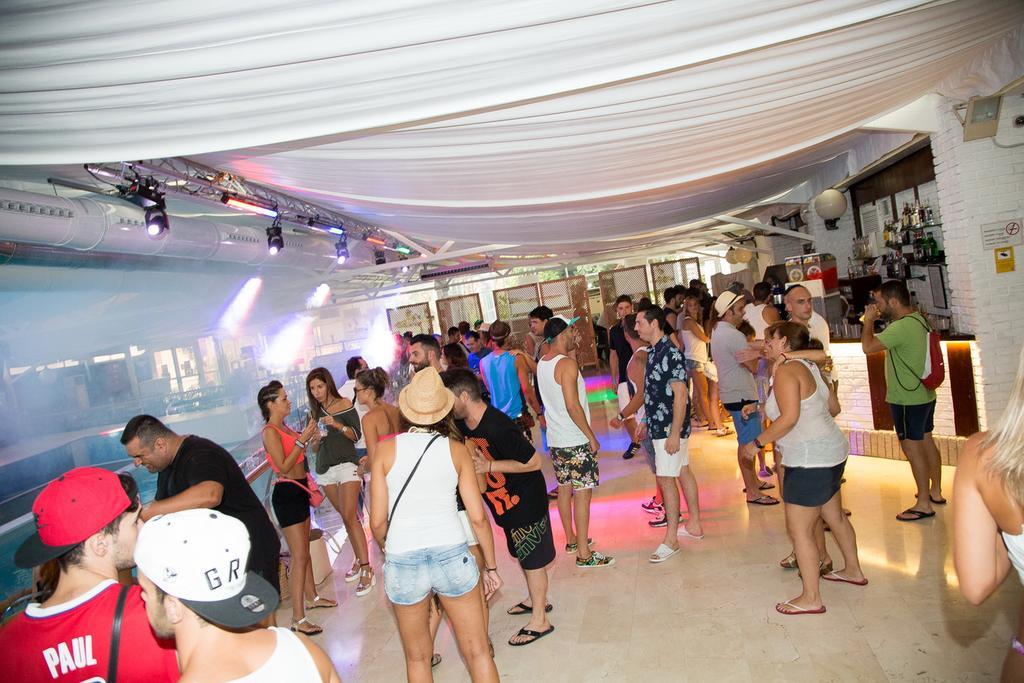 Bc Music Resort (Adults Only) Бенидорм Экстерьер фото